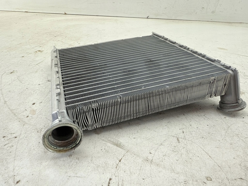 фото №7, Volkswagen golf viii 2023 з передній радіатор обігрівача