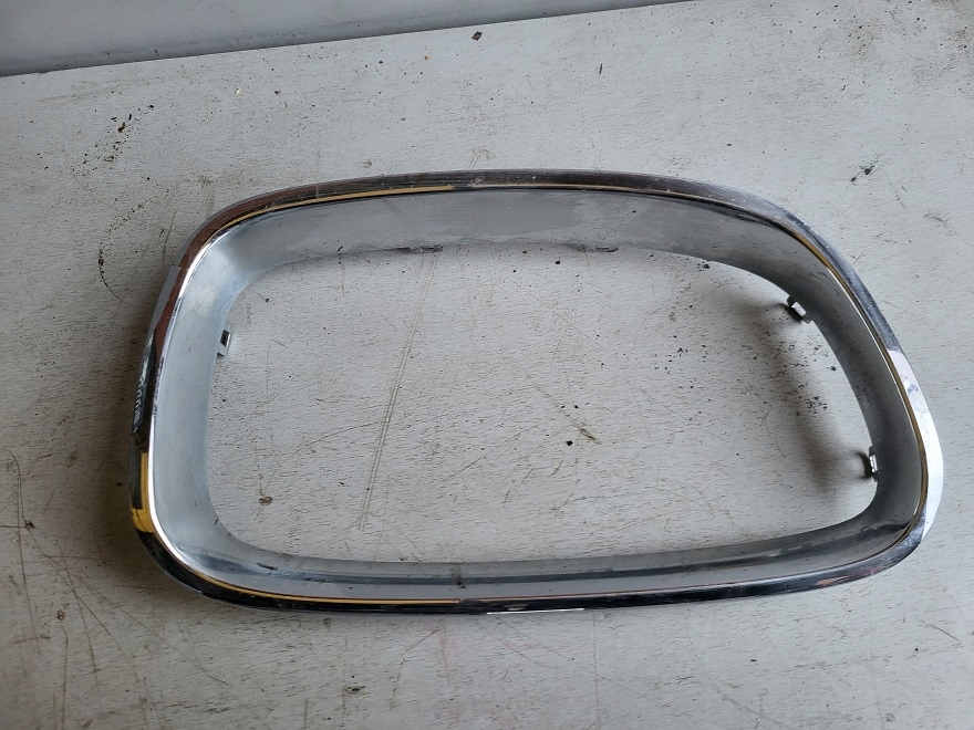 фото №1, Bmw 1 f20 f21 рамка решётка радиатора хром решётки радиатора перед правая оригинал 7239022