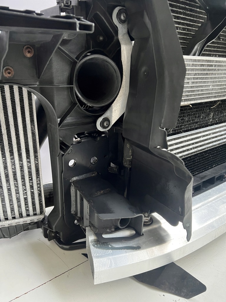 фото №9, Pas передній радіатор audi q7 4l 3.0 tdi