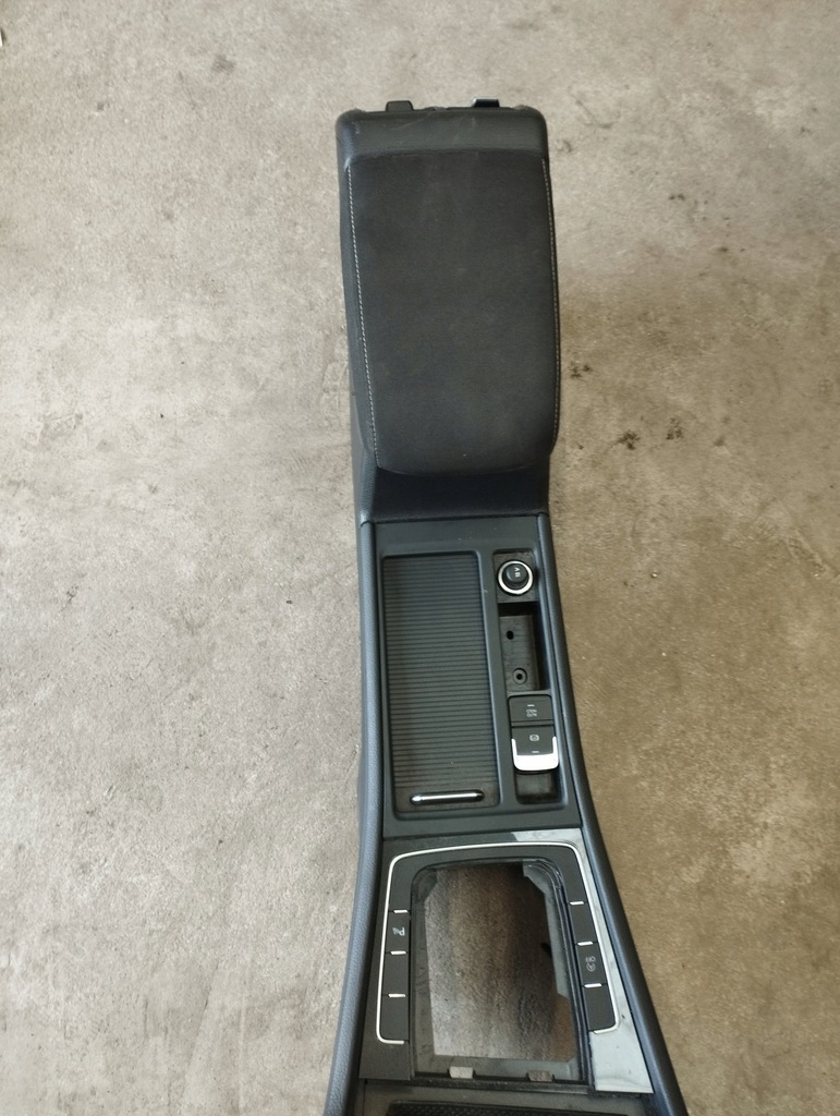 фото №8, Volkswagen golf vii 7 туннель средний 5g0035210