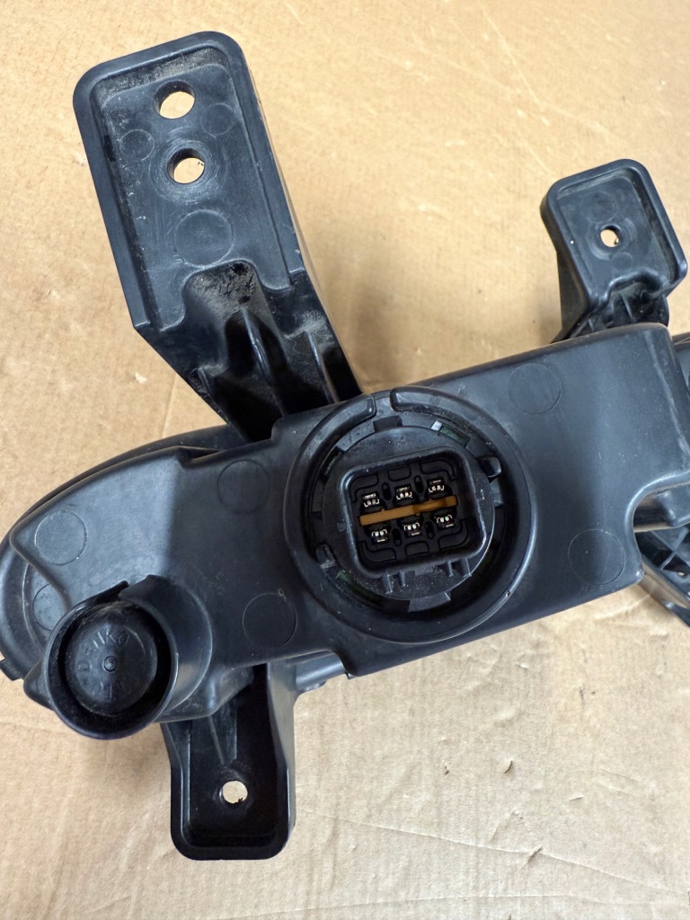 фото №10, Противотуманная фара hyundai i30 n-line drl правый 92208-s0 оригинал