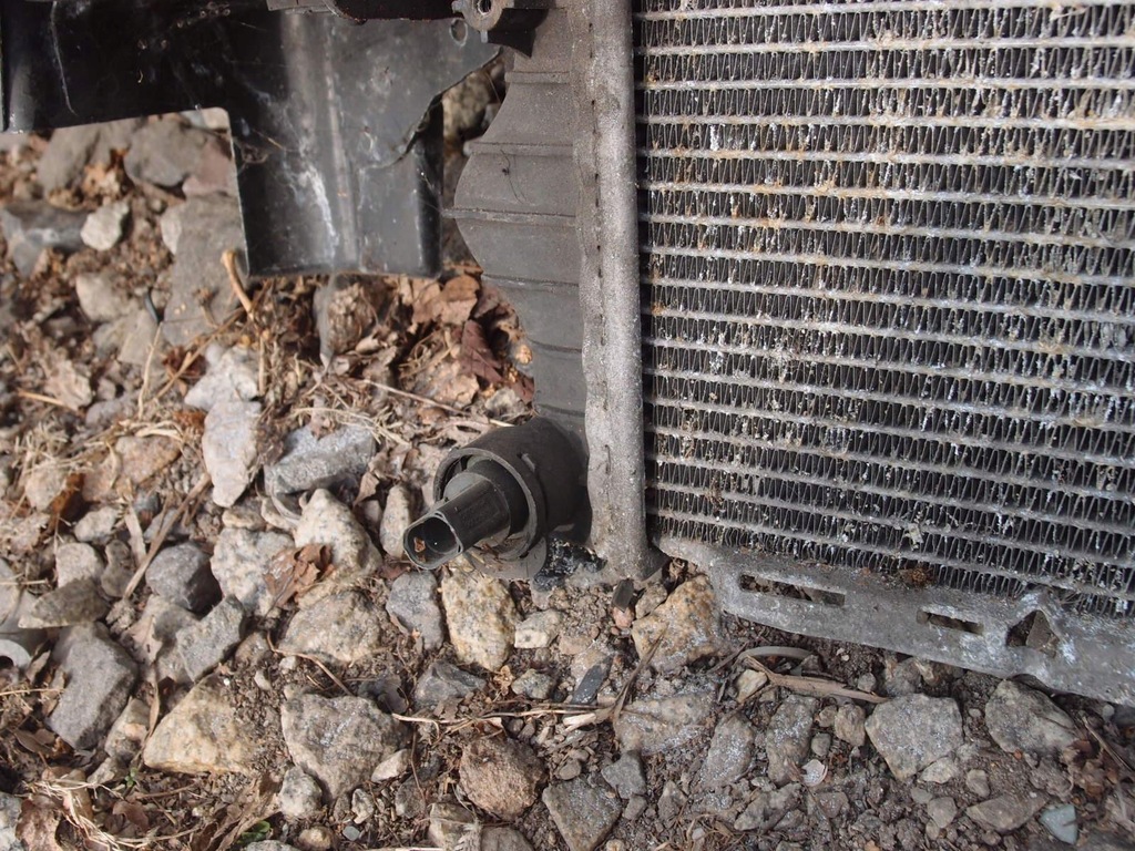 фото №13, Pas передній радіатор vw transporter t5 2.5 tdi