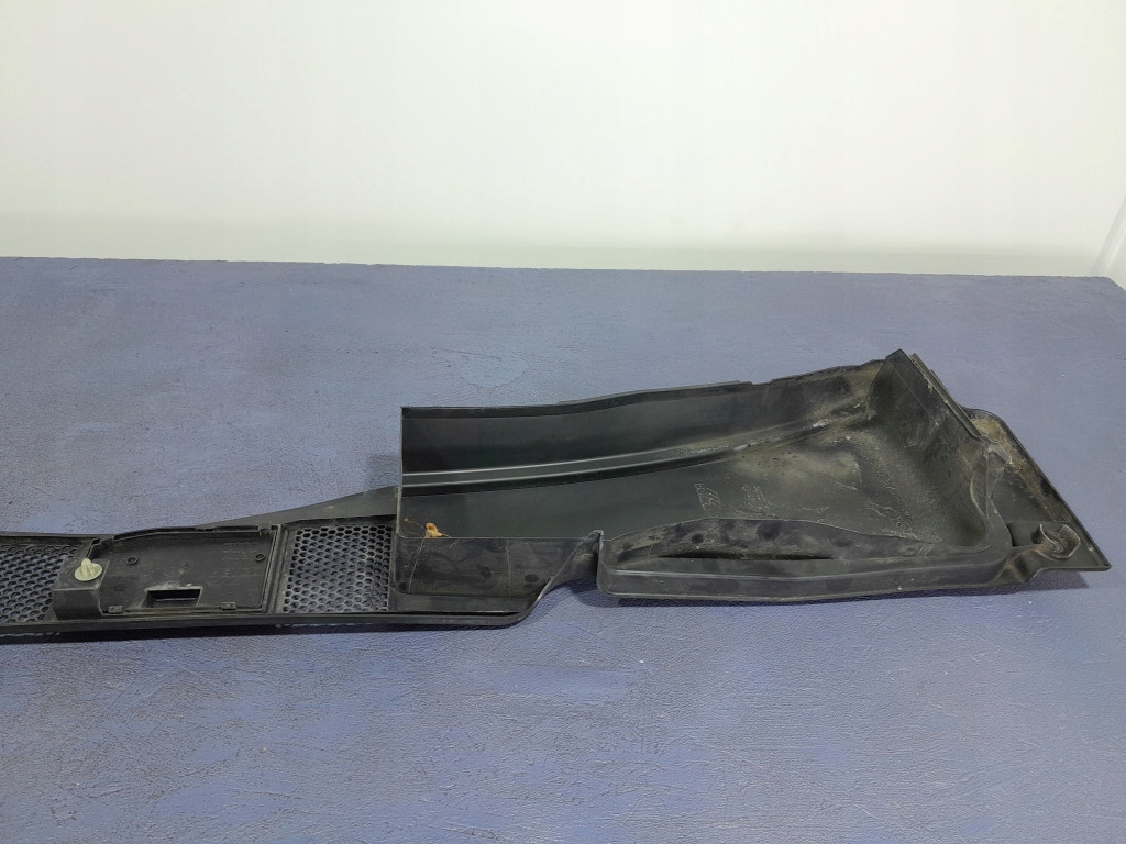 фото №5, Audi a4 b8 жабо верхній 8k1819447