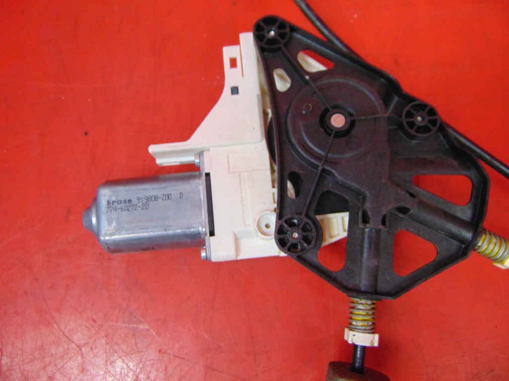 фото №8, Audi q3 8u 11- подъемник стекло левый перед eu