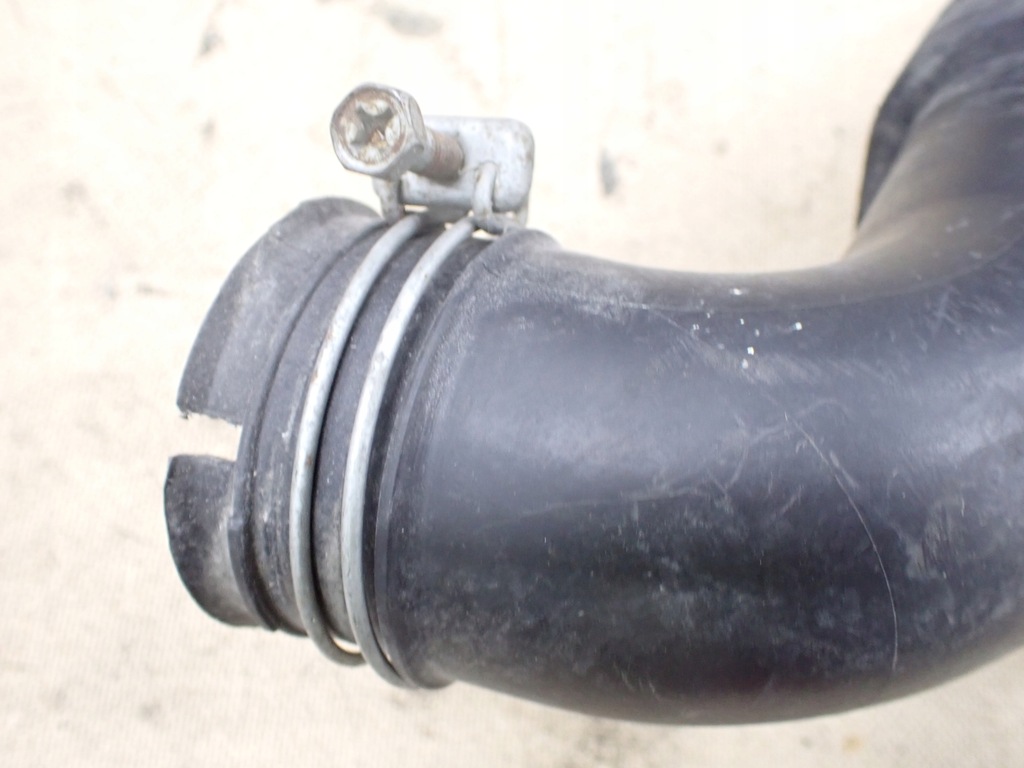 фото №10, Труба воздухозаборник воздуха 17751-21120 toyota prius ii