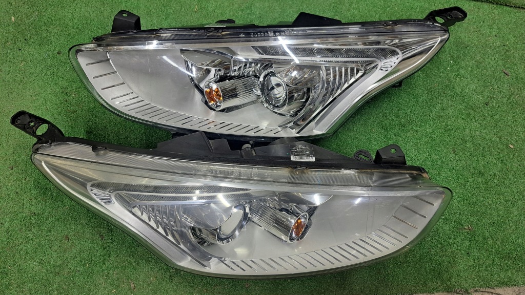 Купити Ford b-max лінза+ led ліхтарі  передні