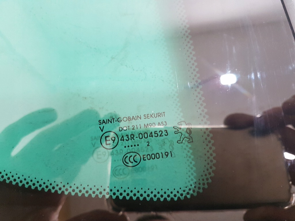 фото №8, Peugeot 3008 i стекло кузовная правый задняя 12r