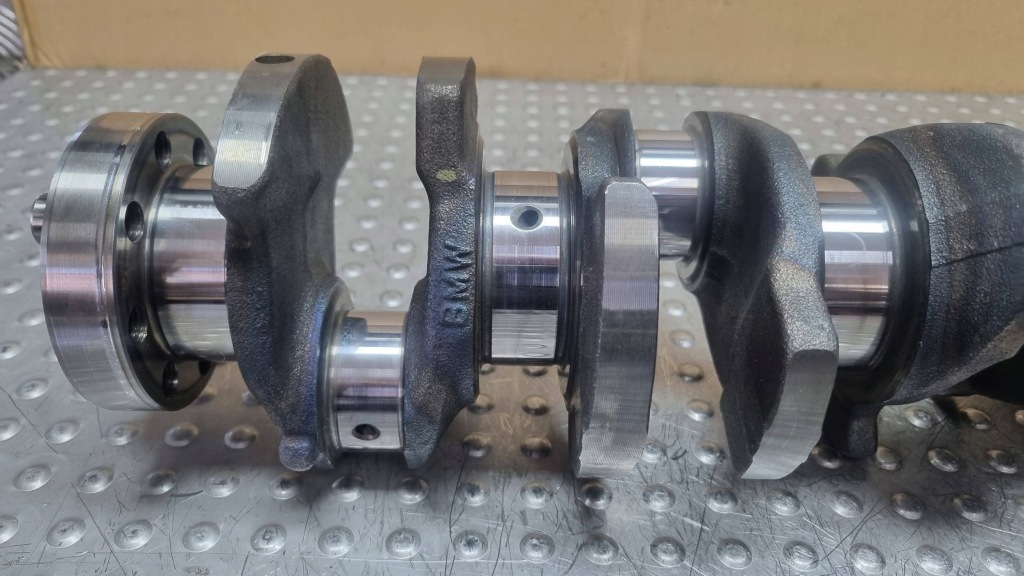 Wał колінчастий номінал 7790913 bmw e60 e61 2.5d 177km m57n 256d2 Зі Шроту