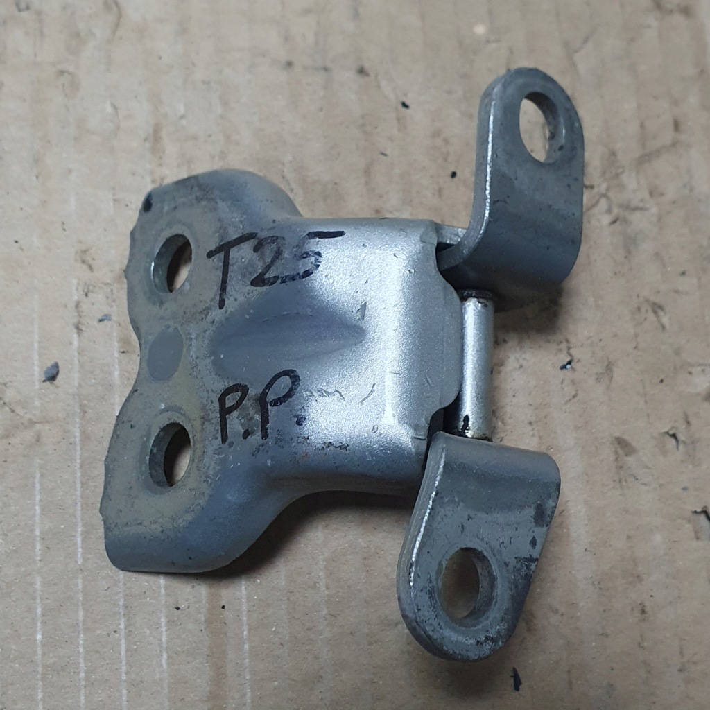 фото №1, Петля toyota avensis t25 правий перед