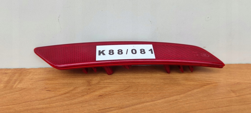 фото №1, Jaguar i-pace права лампа бампера задня відбивач rh