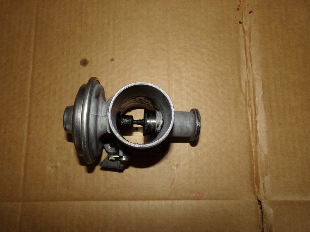 фото №1, Клапан egr 728264 bmw e46 2.0 d