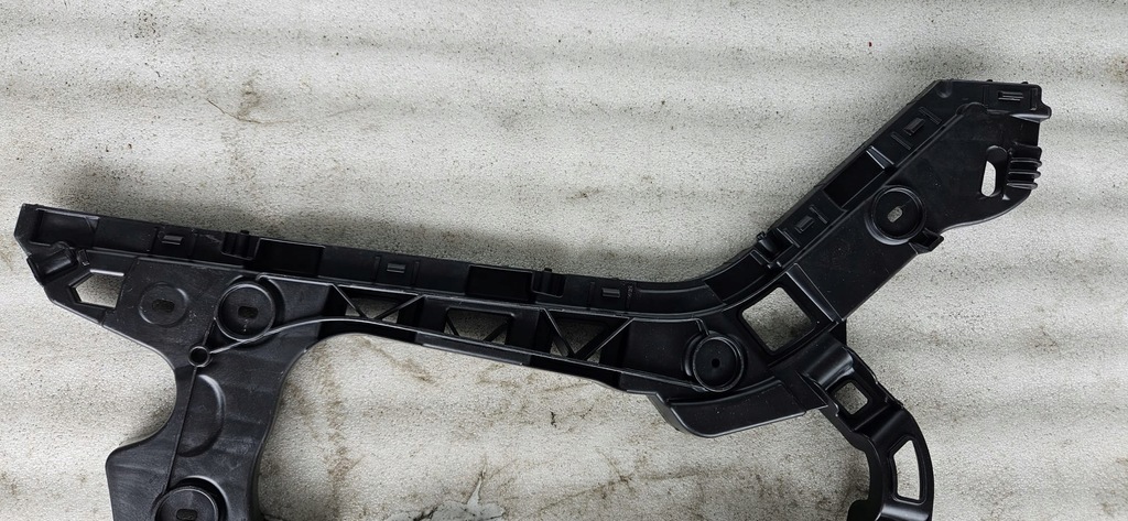 фото №9, Напрямна бампера правий задня новий volkswagen vw passat b8 3g9807394 3g9807376