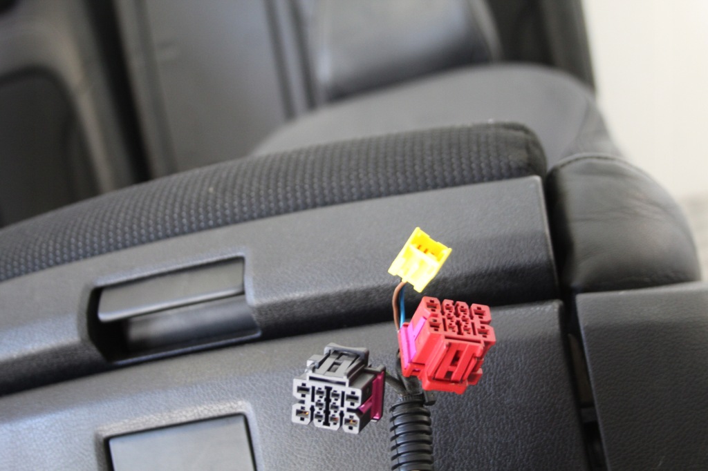 Сиденья салон полукожа audi q5 8r0 s-line Цена