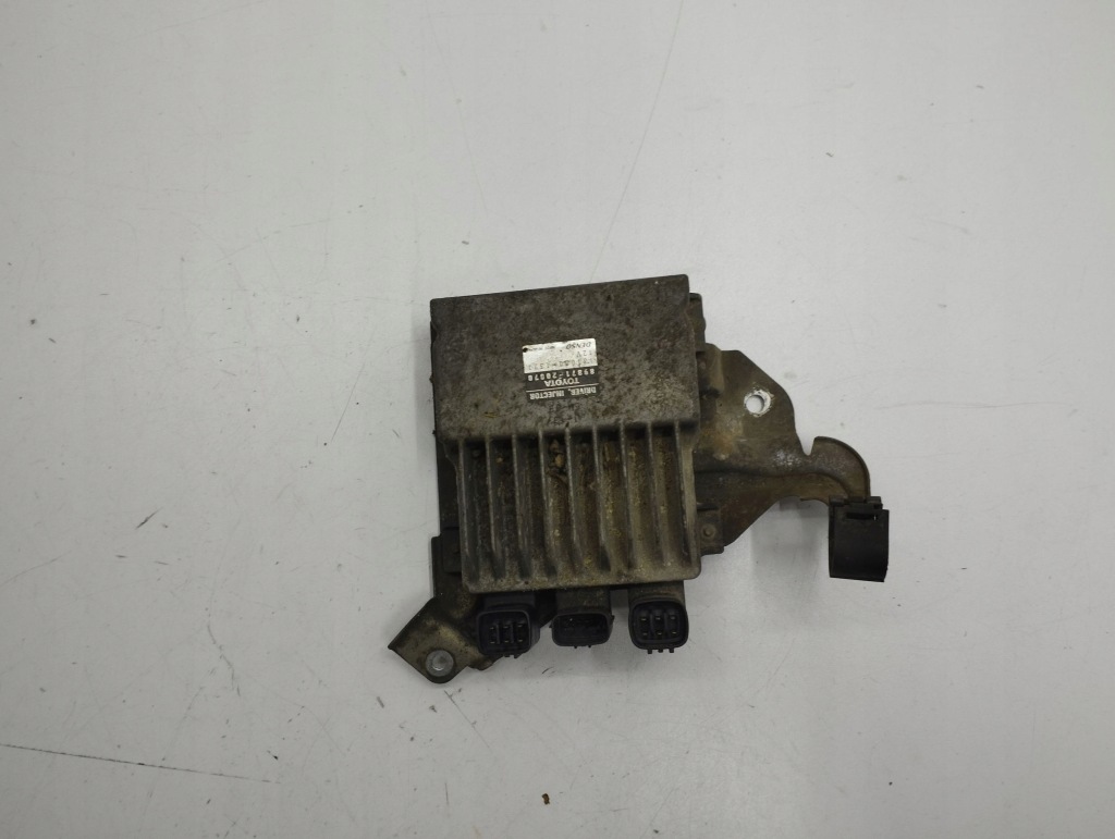 фото №1, Toyota corolla verso ar10 2006 блок управления / модуль форсунок