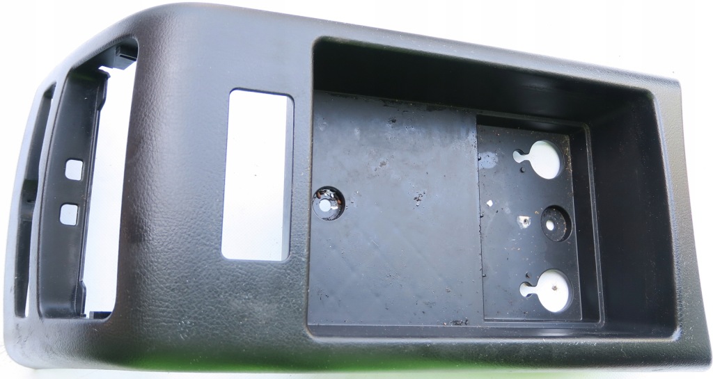 фото №1, Рамка w тунель pod підлокітник czarna soul audi a6 c6