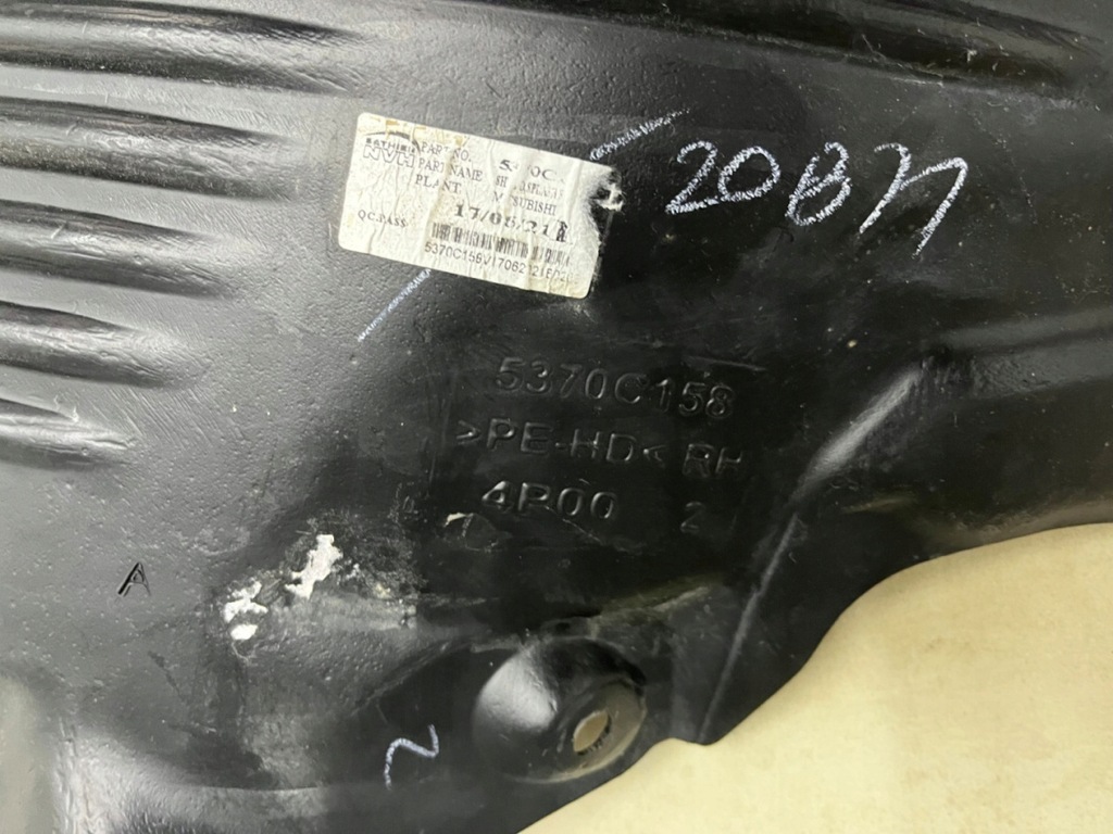 фото №16, Підкрилок mitsubishi l200 lift 19r.- праве передні оригінальні правий перед