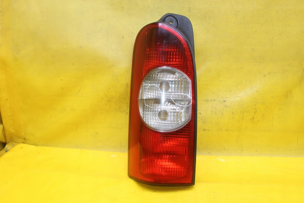 фото №1, Лампа левый задняя renault master ii movano 8200171476
