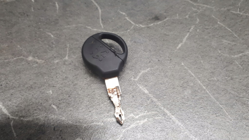 фото №13, Набір вкладиші замка ключ peugeot 206 02r