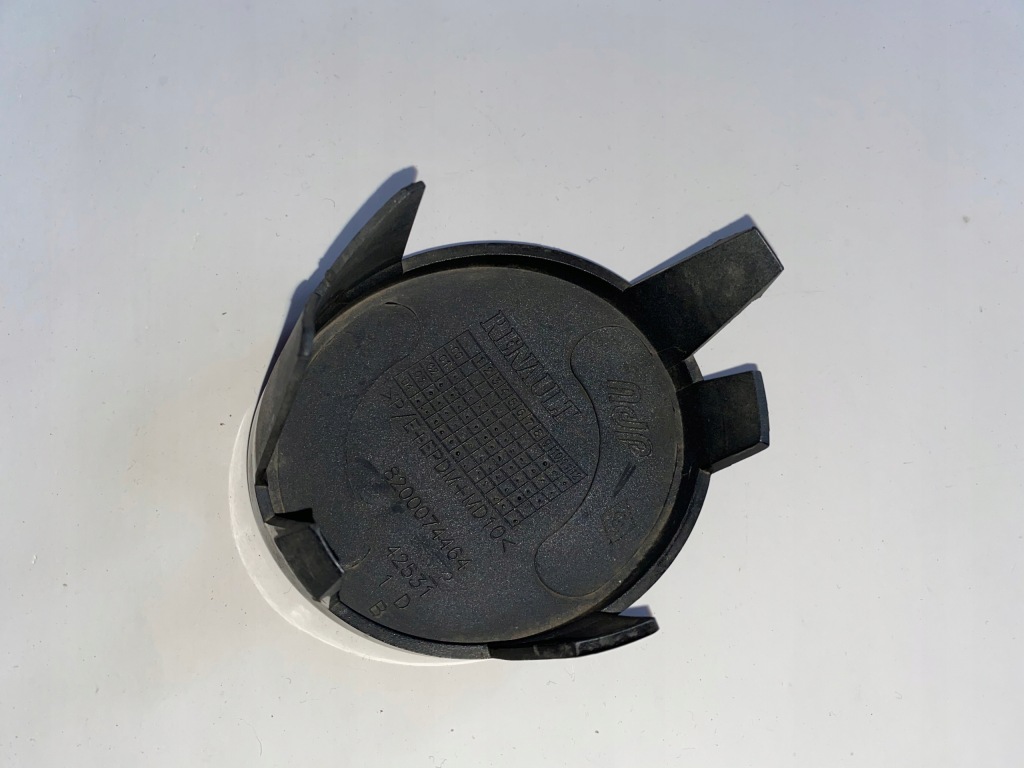 фото №3, Заглушка противотуманной фары правая 8200074464 renault clio ii