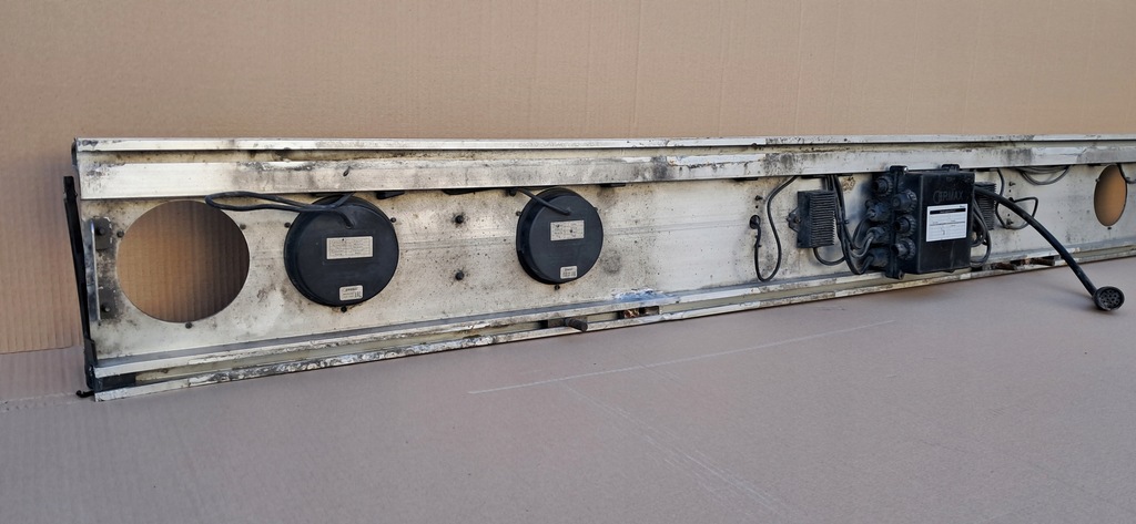 фото №8, Напівпричіп krone schmitz бампер aluminiowy masywny балка