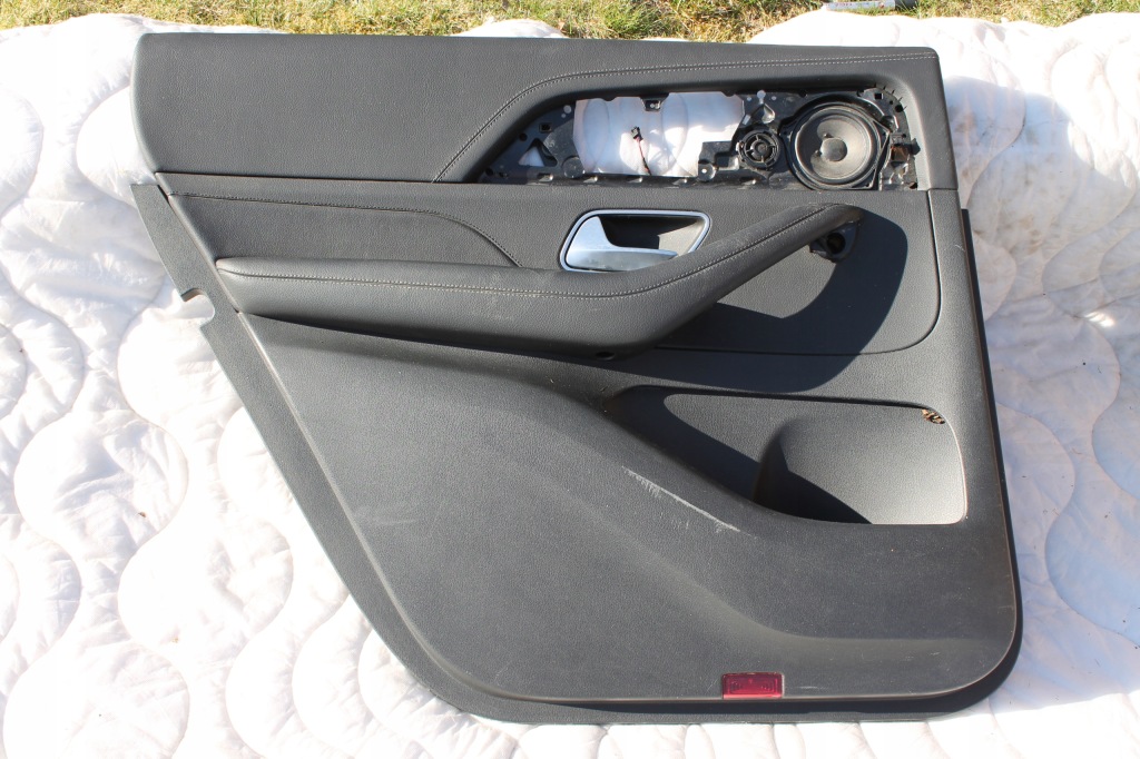 фото №1, Обшивка дверь обивка europa mercedes w167 gle gl