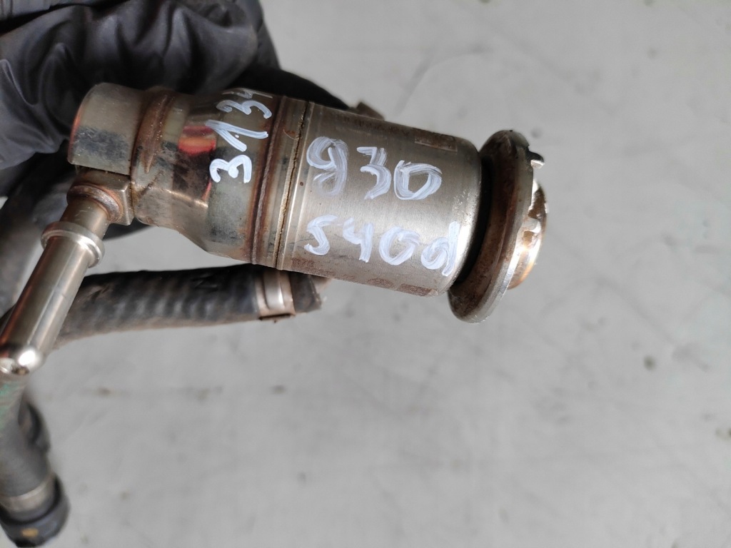 Bmw g30 форсунка adblue 9550500 Недорого