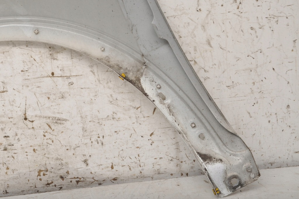 фото №13, Volvo c30 крыло правый перед передний lift