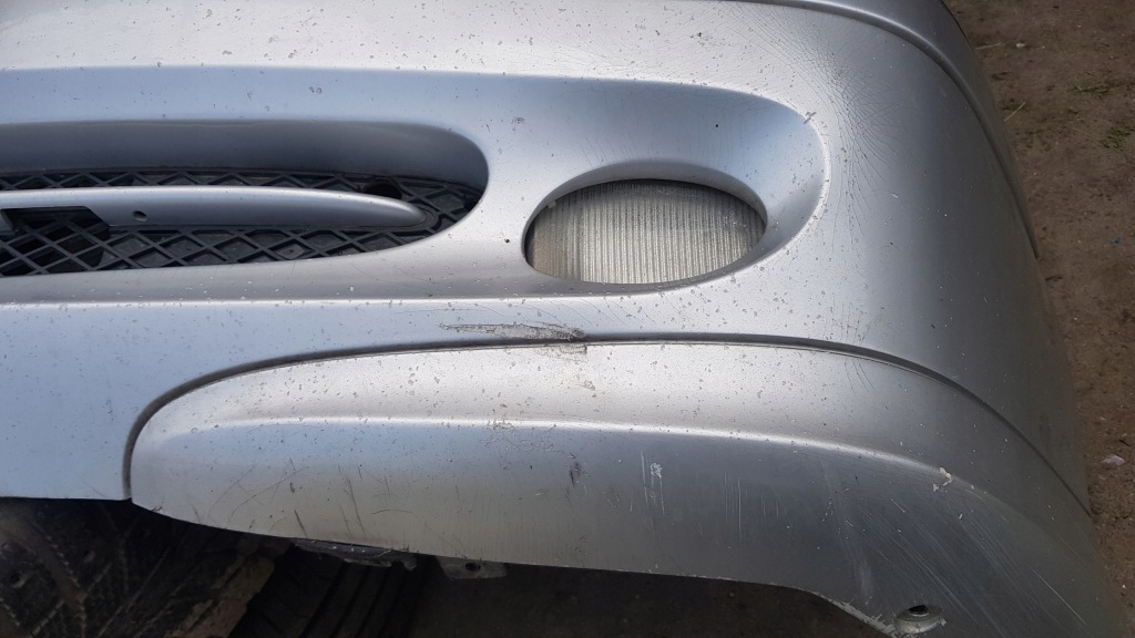 Mercedes w203 744 бампер перед протитуманні фари рестайлінг Ціна