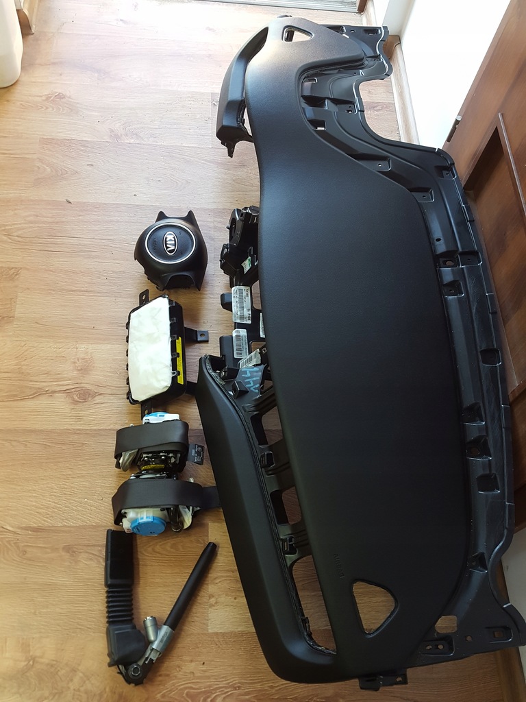 фото №7, Консоль приборная панель приборная панель kia carens iv 4 2подушка безопасности 2ремни