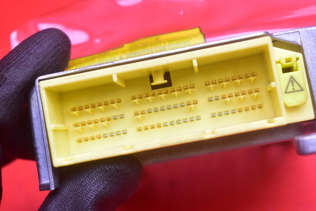 фото №8, Датчик модуль подушка безопасности подушек 89170-47390 152300-6952 toyota prius 2 ii xw20