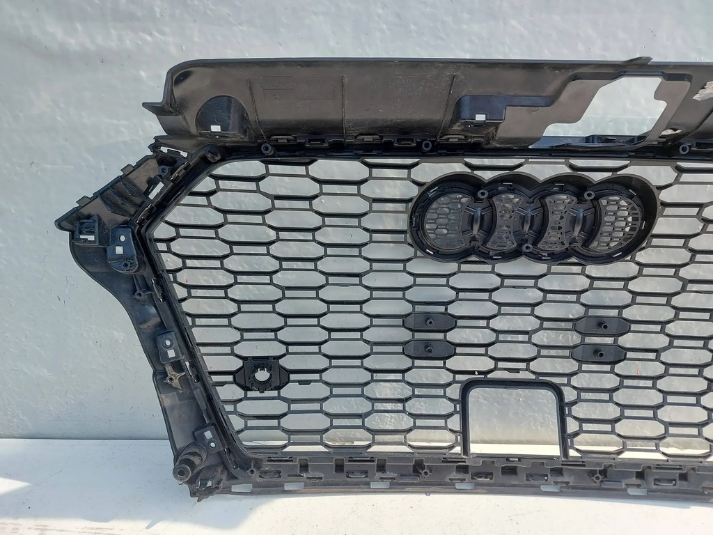 фото №10, Audi rs3 a3 8v lift 17- решётка радиатора решётка радиатора