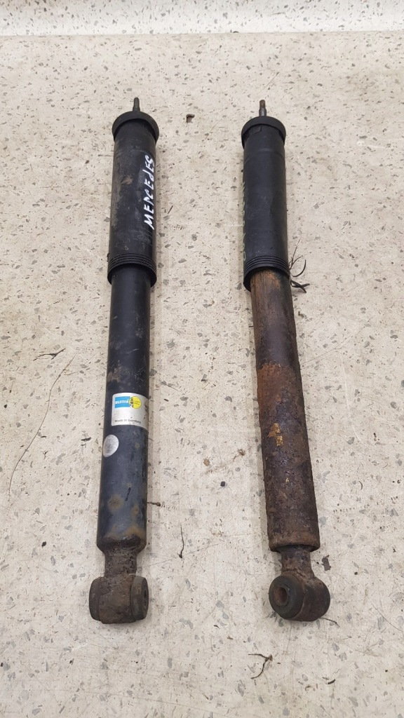 Купить Амортизатор задняя задний комплект mercedes w208