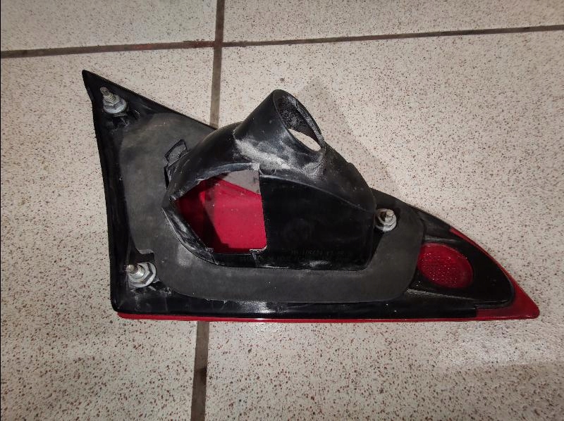 фото №8, Лампа задняя задняя w крышка mitsubishi colt mk6 l+p