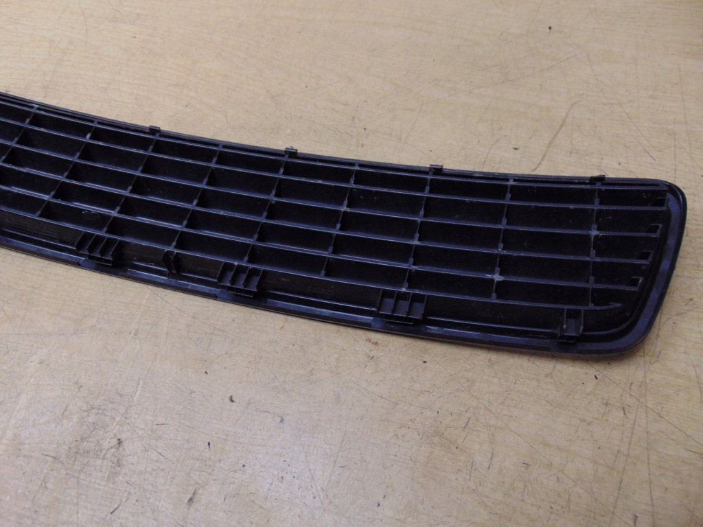 фото №12, Решётка средняя бампера audi a4 b5 s-line