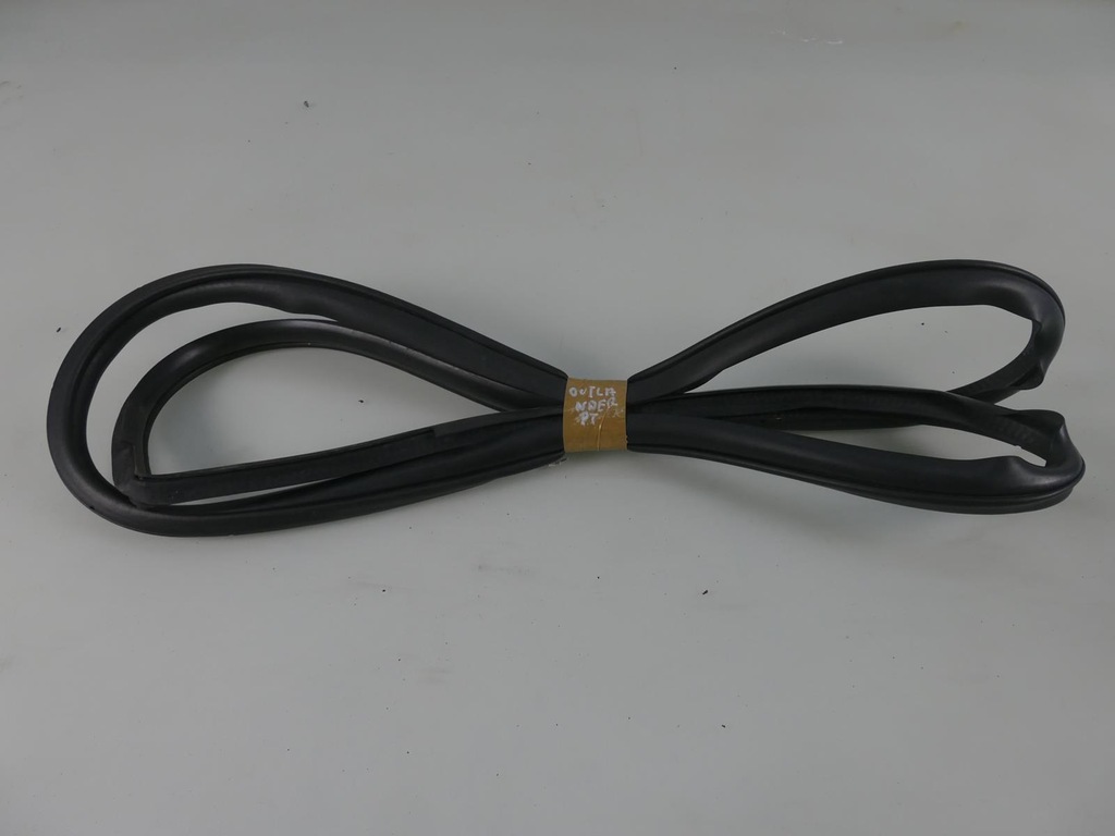 фото №1, Mitsubishi outlander ii прокладка дверь правый задняя правая задняя