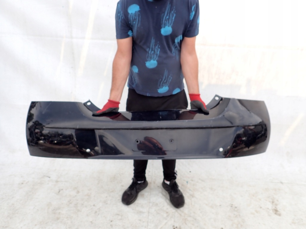 фото №1, Volvo c30 06-10 бампер задняя задний pdc