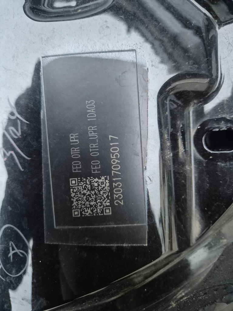 фото №5, Nissan ariya задня кришка багажника poznań