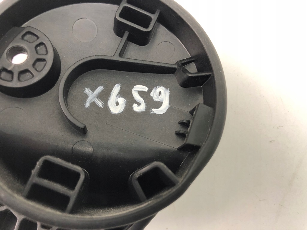 фото №8, Toyota auris ii ручка регулировки сиденье правая 72494-02120