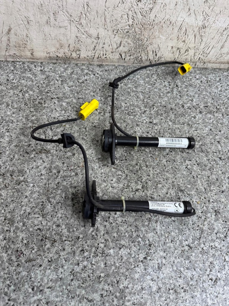 фото №11, Патрон piroteczniczny капот лівий=правий mercedes c klasa w205 2014-2021