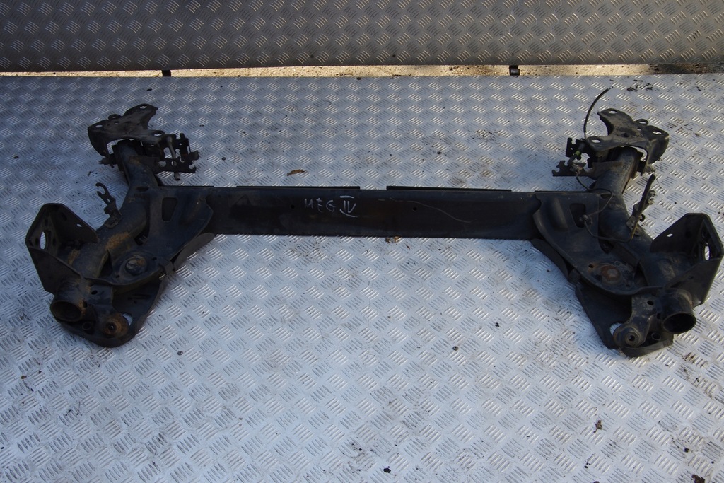 фото №1, Oś балка подвеска megane iv