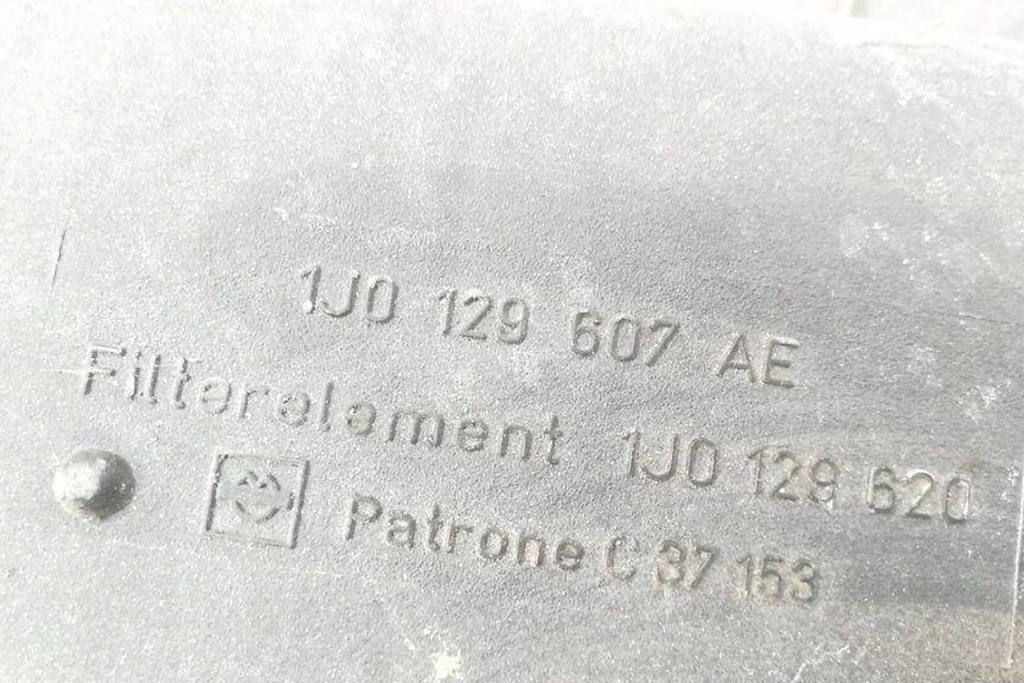 фото №8, Корпус фильтра воздуха skoda octavia i combi 1u5 1j0129607ae 1.9l