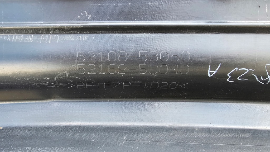 фото №14, Бампер диффузор lexus is 52108-53050 52169-53040