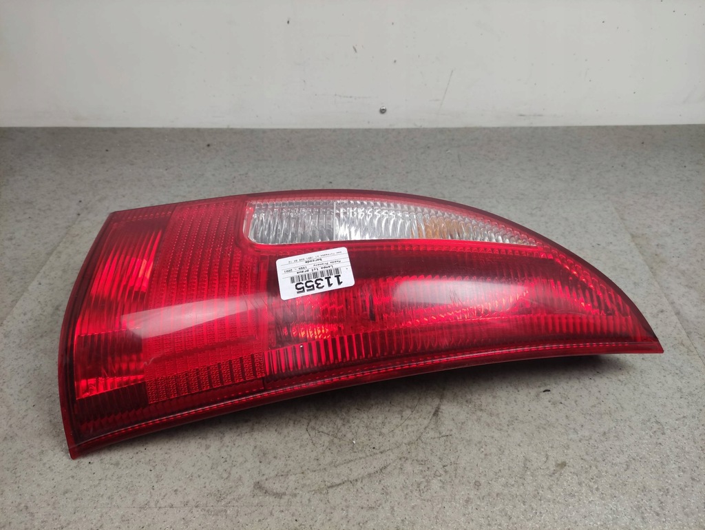 фото №1, Лампа права задня mazda premacy i 99-01