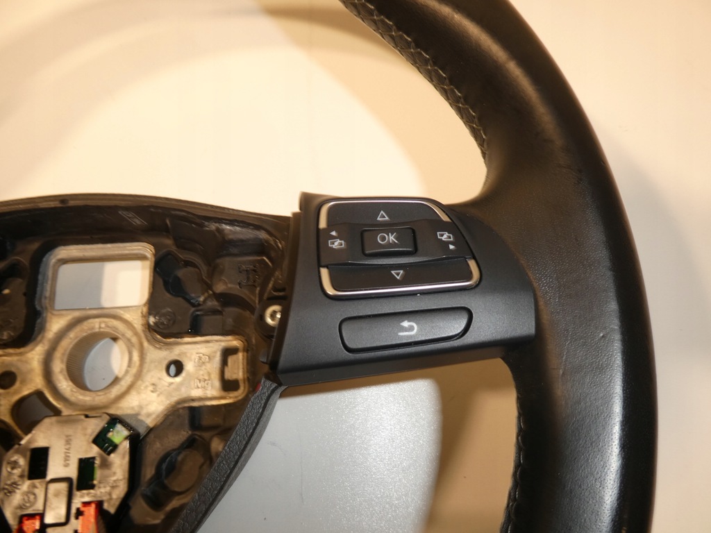 фото №6, Воздуховод кожаный vw golf vi jetta touran