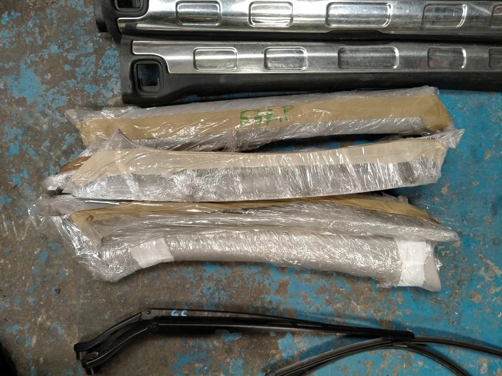 фото №1, Citroen c5 iii защита пластик салона панели заднего поперечина