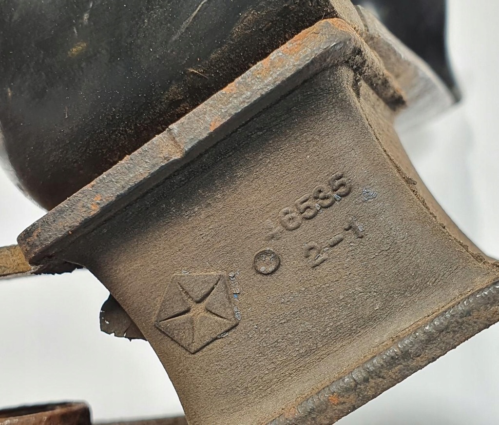 фото №6, Кронштейн коробки jeep cherokee iii wh 3.0 crd 465352-1