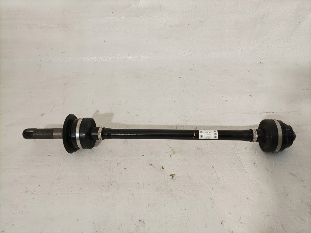 фото №1, Bmw x7 g07 привідний вал правий задня 8689580