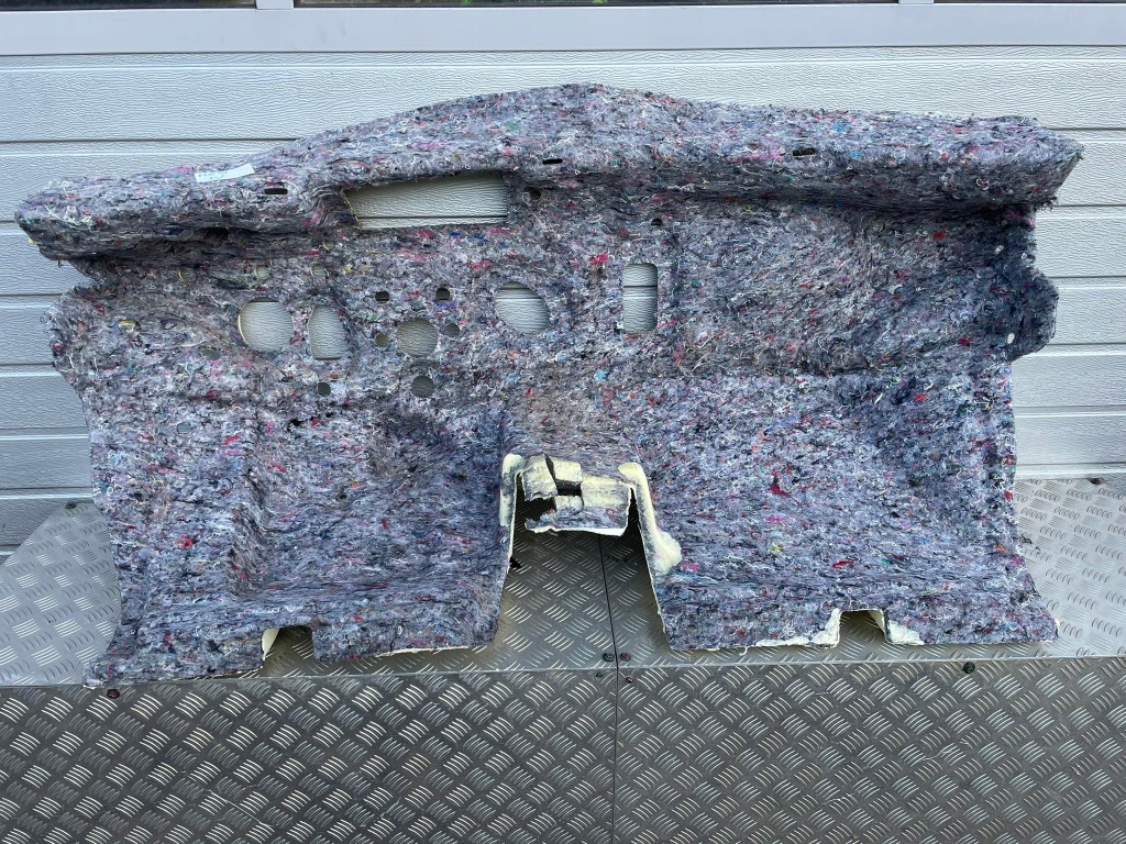 фото №1, Renault megane iv шумоизоляция стены перегородки