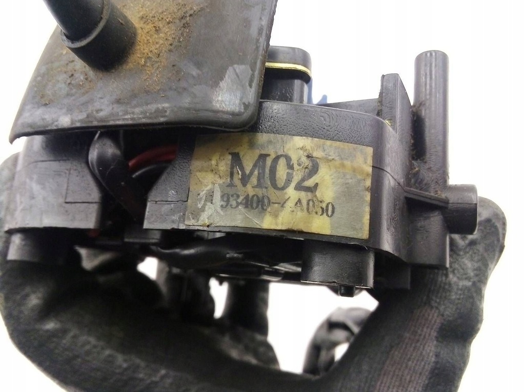 фото №9, Hyundai h-1, starex, satellite переключатель комбинированный