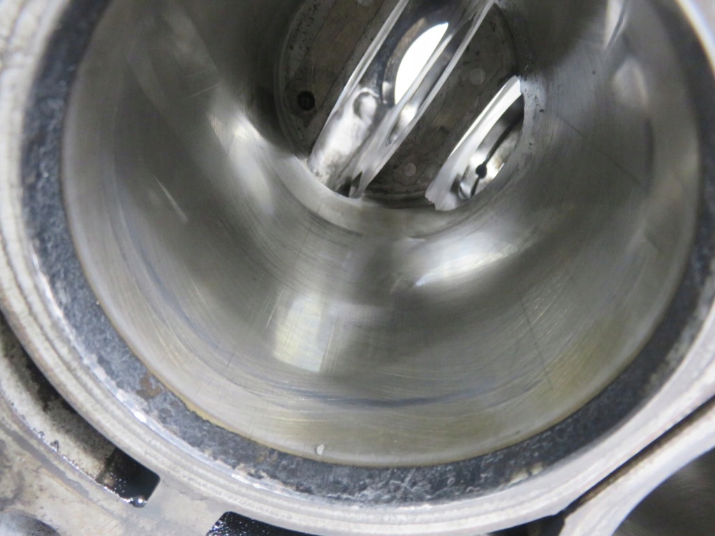 фото №5, Блок subaru forester iii sh 2.0 d ee20z